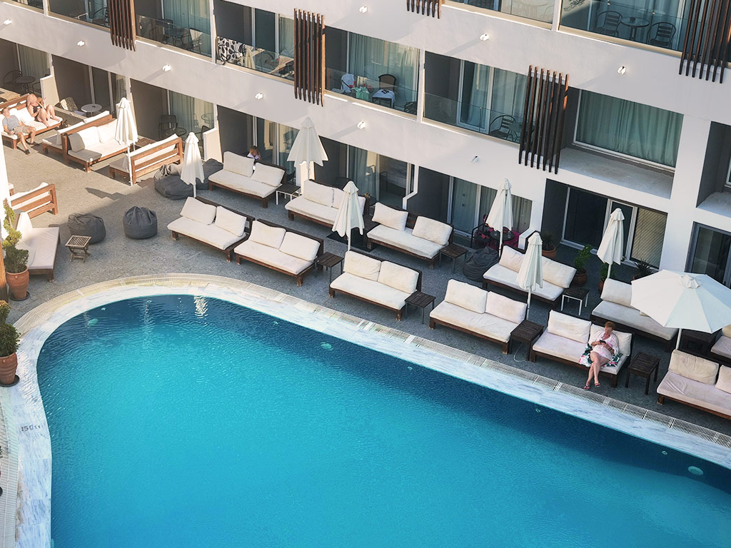 Castellum Suites