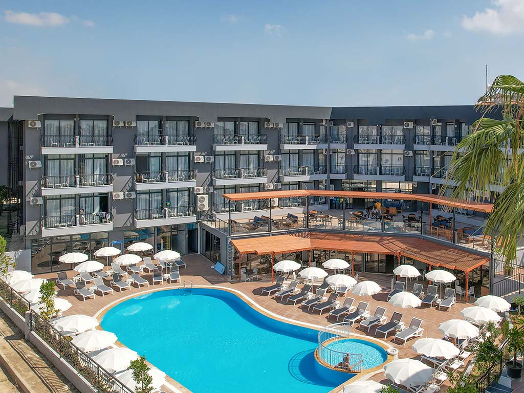 Park Side Hotel