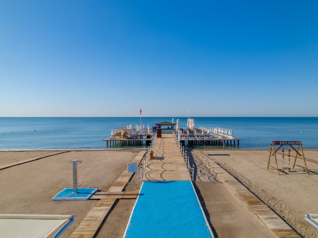 Pieren udenfor hotellet