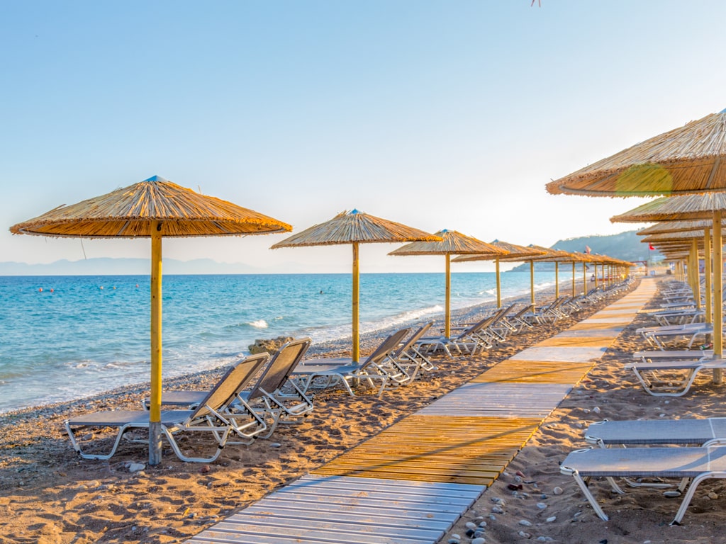 Ixia Beach foran hotellet