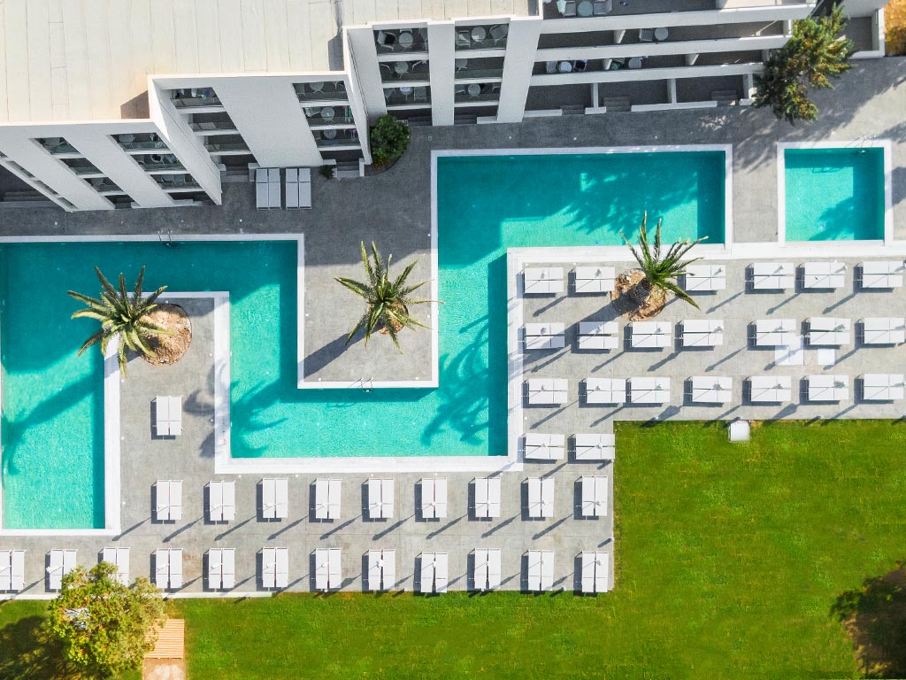 Det mere rolige poolområde