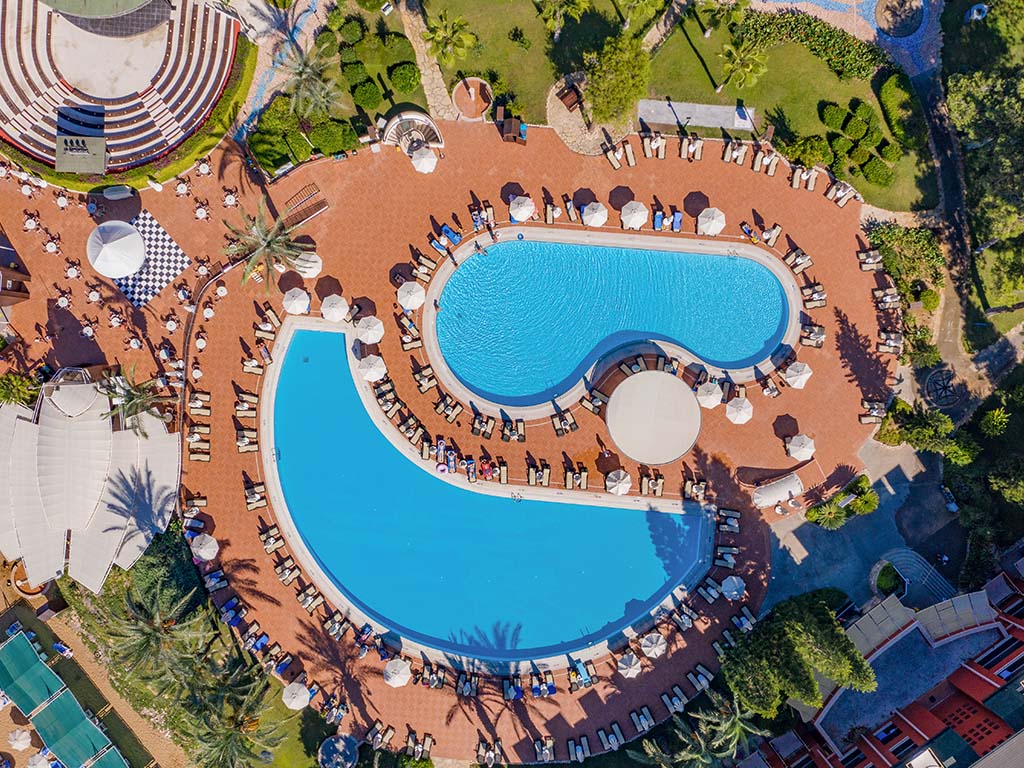 Poolområdet ved Pegasos Club